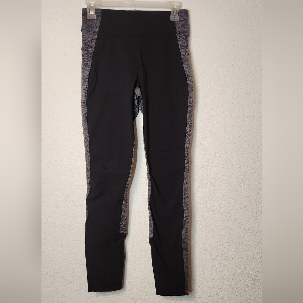 Athleta Highline Hybrid Ankle Tight Black/Gray High Rise Leggings, Size 6‎